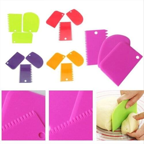 Spatulas Cutters 3Pcs/set Plastic Dough Icing Fondant Scraper Cake Decorating Baking Pastry Tools Plain Smooth Jagged Edge