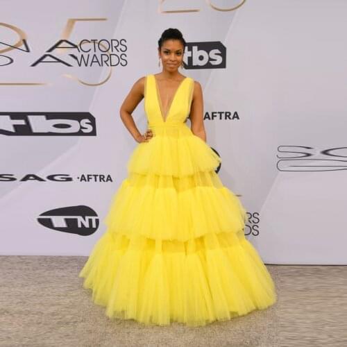 Sexy Yellow Tiered Ruffle Tulle Dress 2020 Women Deep V-Neck Long Tulle Dresses Ruffle Celebrity Evening Prom Grown Custom Made