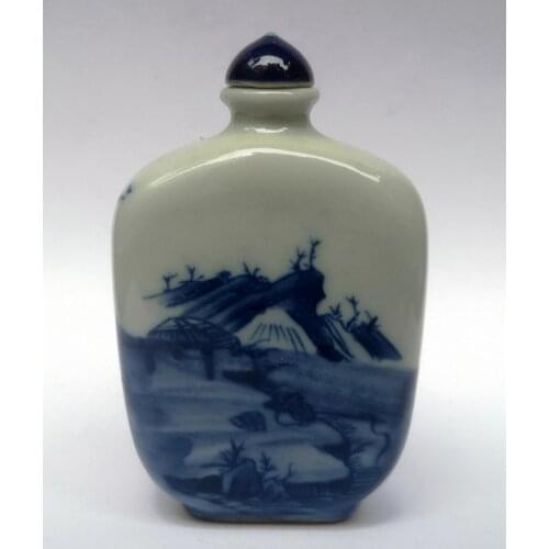 YIZHU CULTUER ART Collection Chinese Old blue-and-white Porcelain Landscape Figure Snuff Bottle Decoration Gift