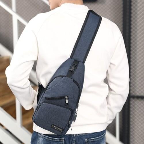 Mens Crossbody Bags Mens USB Chest Bag Designer Messenger bag Leather Shoulder Bags Diagonal Package 2020 new Back Pack Travel