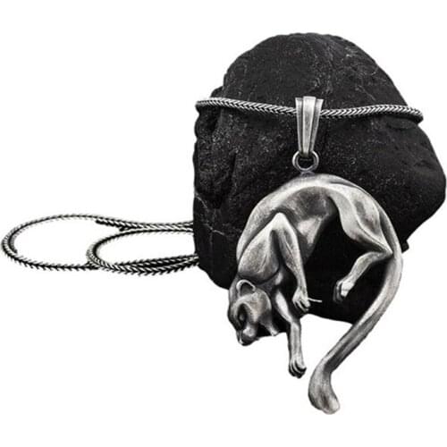 New Fashion Animal Pendant Mens Necklace Ins Style Jaguar Pendant Hot Selling Jewelry Sweater Chain Accessories