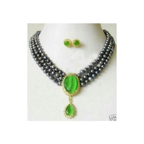 3Rows Black Akoya Pearl & Green Jade pendant Necklace 17-19"