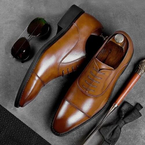 Handmade Dress Shoes Men Casual Business Shoes Two-layer Cowhide Man Leather Shoes 2021 Fashion Wedding Shoes Sapato Masculino