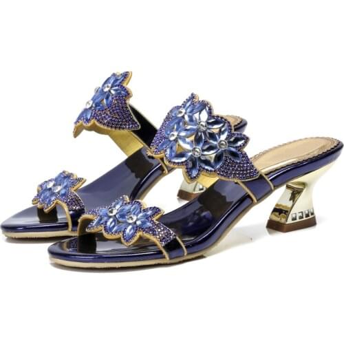 Thick High Heel Slippers Summer Women New Luxury Rhinestone Slippers Large Size Hollow 6cm Horse Shoe High Heel Slipper