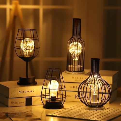 Hokerbat LED Table Lamps