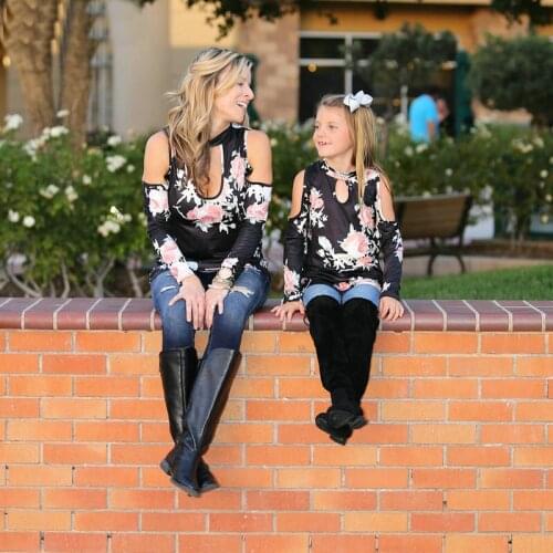 Family Matching Mother Daughter Clothes Outfits Hollow Out Long Sleeve Floral T-shirt Toddler Baby Girl T Shirt Tops Clothing