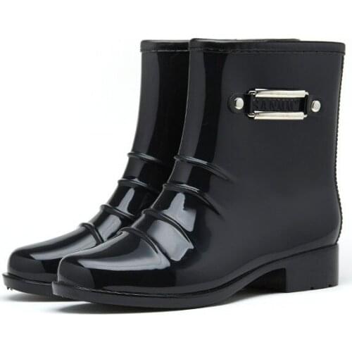 Stylish Winter Low-heeled Men Rain Shoes Waterproof PVC Rainboots Non-slip Light Water Boots Casual Rubber Shoes Fashion Boots