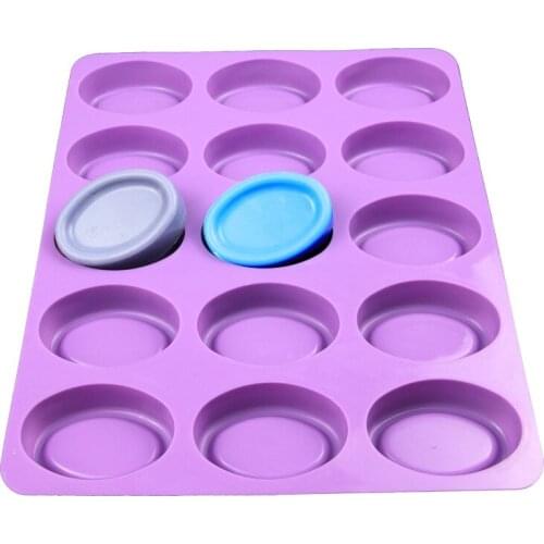 2020 New Silicone Cake Mold Elliptical Pebble Stone Cakes Molds For Baking Chocolate Cakes Dessert Bakeware Tools or wholesale