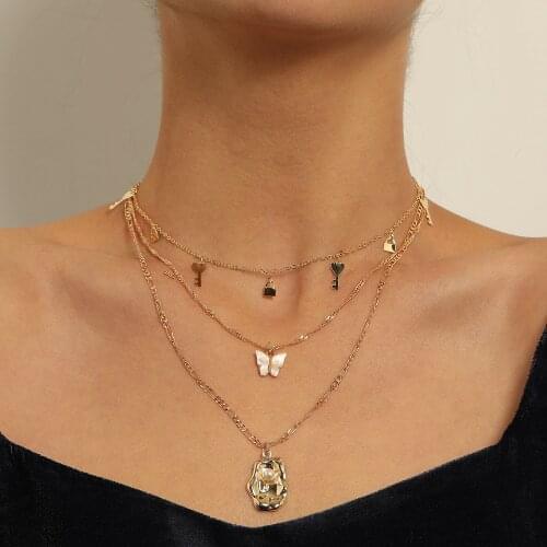 Alloy Key Lock Pendants Necklace for Women Butterfly Imitation Pearl Layered Necklaces Female 2021 Fashion Jewelry Simple New