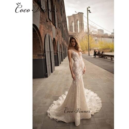 Spaghetti Straps V-neck Embroidered Lace on Net Mermaid Wedding Dresses Champagne Sexy Backless Spanish Stylish Train W0576