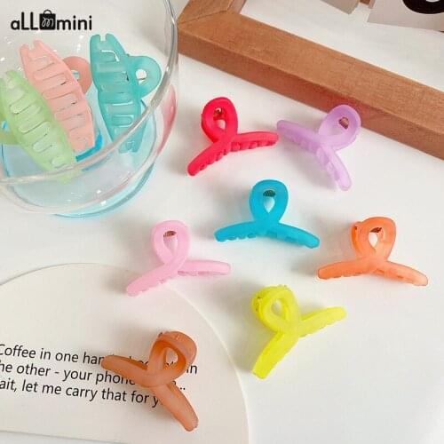 1PC Korean Cute Frosted Candy Color Hair Clips For Girl Childrens Hair Claw Princess Matte Headwear Crab Clip Hair Accessories