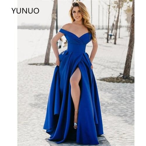 YUNUO 2021 Off Shoulder Long Prom Dresses Blue Satin Formal Evening Gowns Women Party Dress with Slit Corset Back Lace Up
