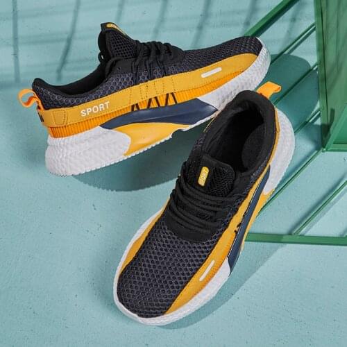 Running Shoes Men Thick Sole Breathable Sneaker Outdoor Sports Shoes Retro Fashon Casual Shoes Men Sneaker Training Boot