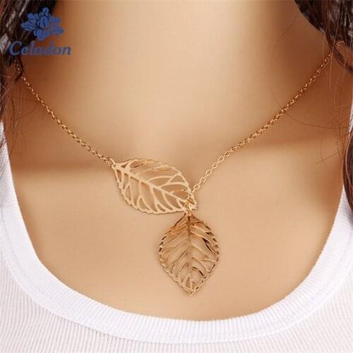 2018 New Vintage Big Leaf Pendant Necklace Clavicle Chain For Women fashion leaf necklace Wedding Event Jewelry