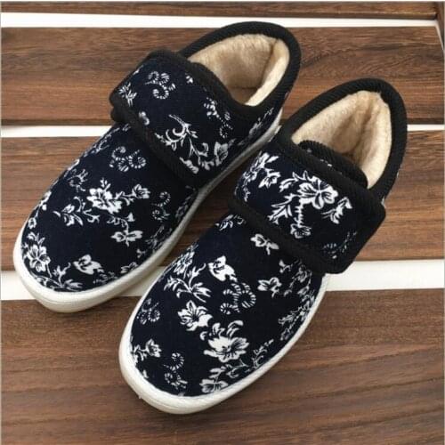 Winter plus velvet thick Handmade shoes men women middle-aged and elderly Shoes non-slip beef tendon foam bottom cotton shoes