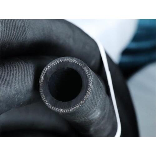 Wear resistant and high pressure resistant rubber sandblasting pipe