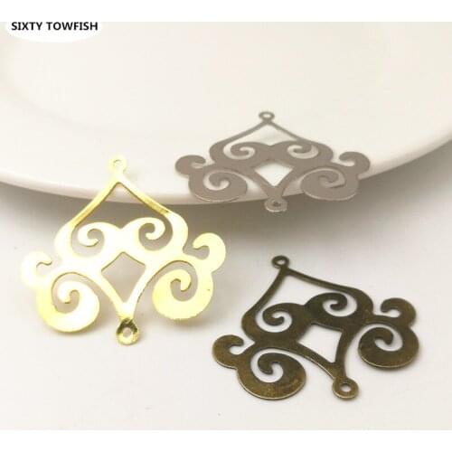 20 Pieces 33*31mm Antique bronze Metal Filigree Cloud Flower Slice Charms base Setting Jewelry DIY Components Findings