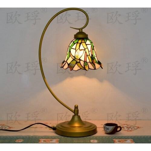 11 Inch Flesh Country Flowers Tiffany Table Lamp Country Style Stained Glass Lamp for Bedroom Bedside Lamp E27 110-240V