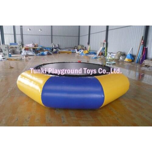 Inflatable water trampoline, jumping water bouncer