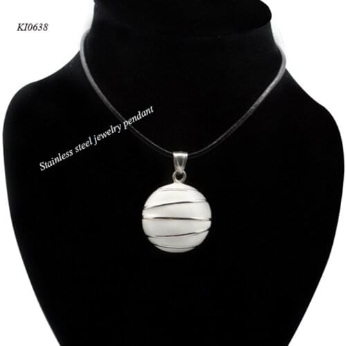 Fine Jewelry Moon Star Necklace 316L Stainless Steel Round Pendant Leather Chain Rope Necklace For Women