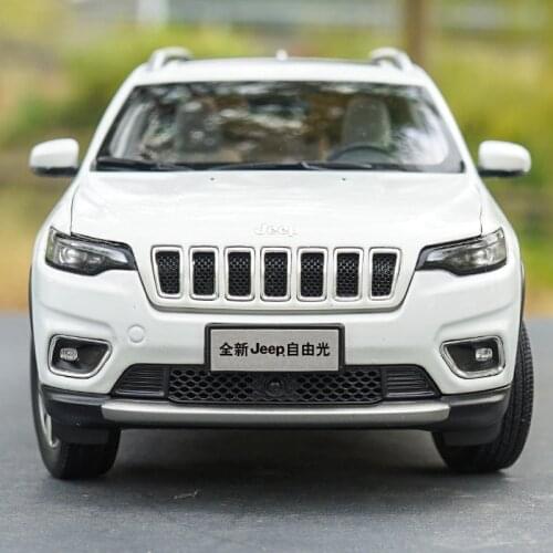 1:18 Sacle Fike Cherokee Alloy Car Model Diecast Metal Vehicle Toys Collection Souvenir Children Kids Adult Gifts Home Display