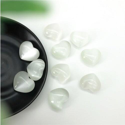 Drop Shipping 1pc White Cat Eye Stone Heart Shaped Crystal Stones Gem Healing Stones Gifts Decor Natural Stones and Crystals