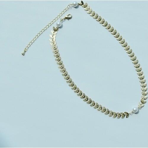 LONDANY Leaf Pearl Necklace Golden Leaf Double-sided Pattern Small Exquisite Short Necklace Lady Student Gift