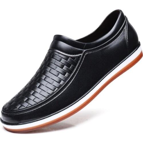 Mens Rain Boots Ladies Short Rain Buttons Resistant PVC Ankle Rain Boots Shoes Men Waterproof Shoes Fad New