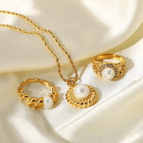 Minar Unique Design Gold Color Twisted Flat Circle Coin Faux Pearl Pendant Necklace for Women Stainless Steel Necklace Jewelry