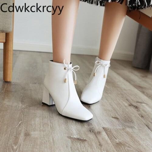Winter The New fashion Square head Thick heel Martin boots sweet Bow Plus cashmere Keep warm High heel Women boots size 34-48