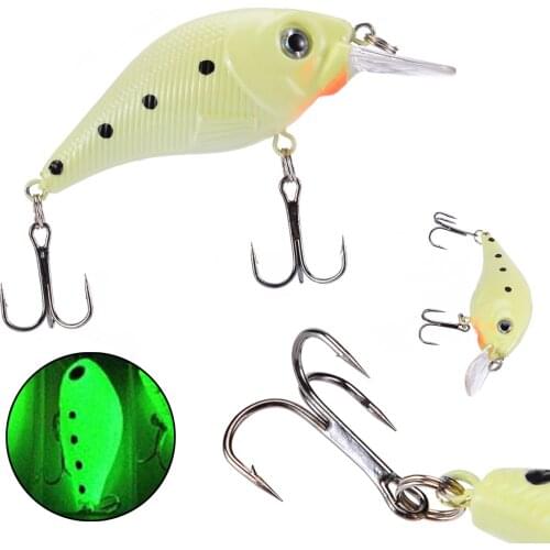 1Pcs Fishing Lure 3D Luminous Lightweight Night Fish Minnow Hard Bait Treble Hook Artificial Bait Fishing Tackle Tools
