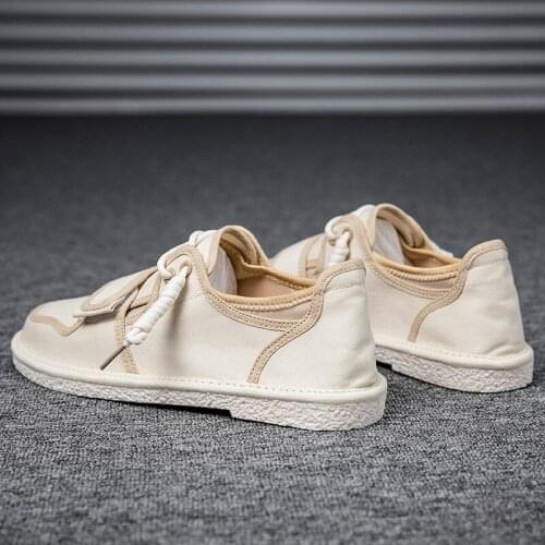 Men Casual Shoes Sneakers Fashion Light Breathable Mens Causal Slip On Mens White Sapato Tops Sneackers