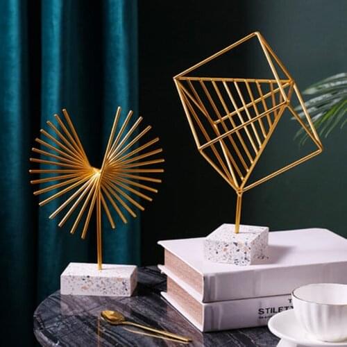 Nordic Light Luxury Metal Abstract Geometry Decoration Creative Modern Ornaments Home Living Room Wine Cabinet Abstract Craft