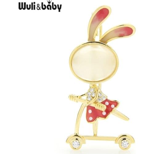 Wuli&baby Lovely Skateboard Rabbit Brooches Women Czech Rhinestone Enamel Doing Sports Animal Brooch Pins Gifts