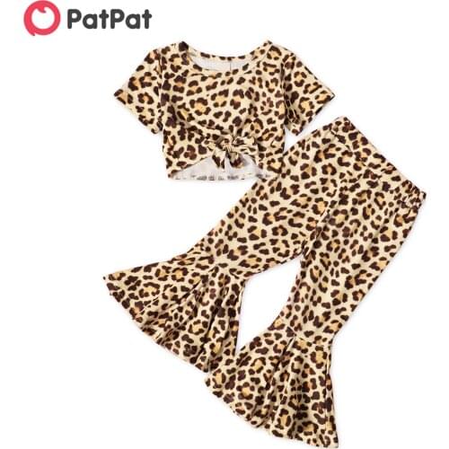 PatPat 2-piece Toddler Girl Leopard Print Bowknot T-shirt and Flared Pants Set