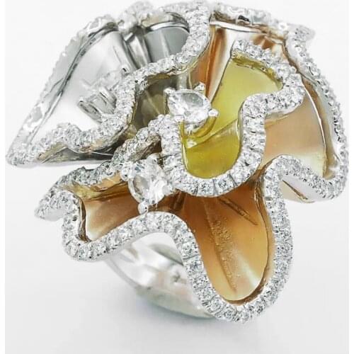 Large Multicolor Flower Shaped Women Dancing Party Finger Rings White Zircon Inlaid Daily Dress Female Ring Fashion Jewelry