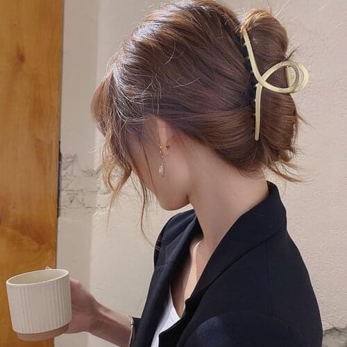 2021 New Women Elegant Gold Hollow Geometric Metal Hair Claw Vintage Hair Clips Headband Hairpin Fashion Hair Accessories