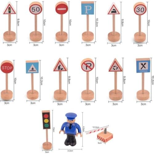 Montessori Educational Wooden Toys 16Pcs Wooden Road Signs Traffic Warning Pedestrian Parking Scene Roadblock Sign for Kids