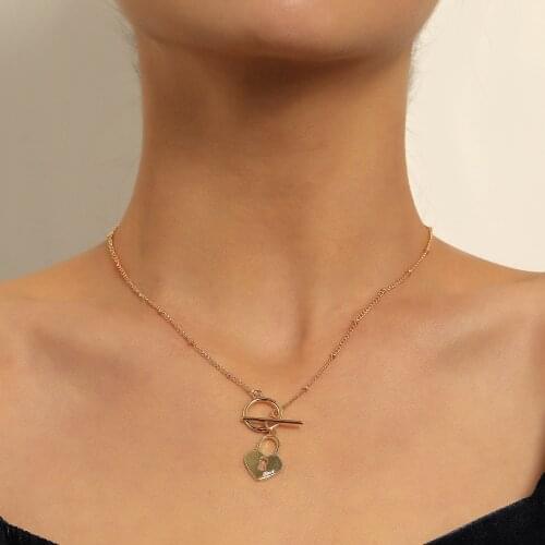 Love Lock Heart Pendant Necklace for Women OT Buckle Clavicle Chain Short Necklaces Female 2021 Fashion Jewelry Simple New