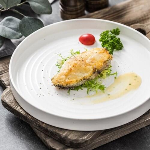 Japanese Black and White Ceramic Dinner Plate Threaded Western Steak Ramen Plate Home Fruit Dessert Plate Restaurant Tableware