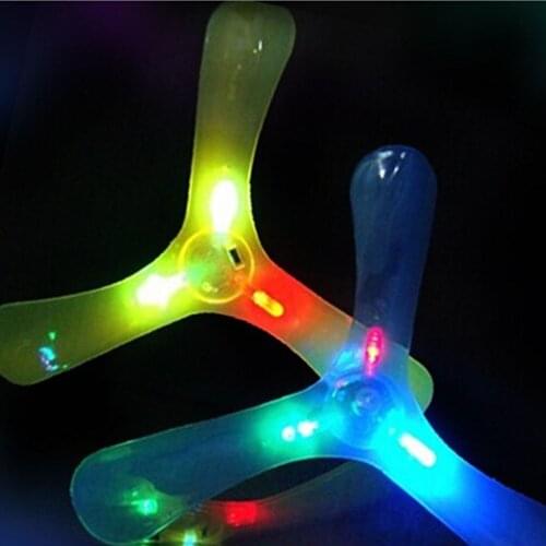 1Pcs LED Luminous Flash Light-up Flying Toy Boomerangs Saucer Disk Kids Outdoor Toys Random Color