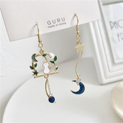 Fashion star temperament of asymmetric crescent cat earrings earrings contracted sweet stud earrings jewelry accessories