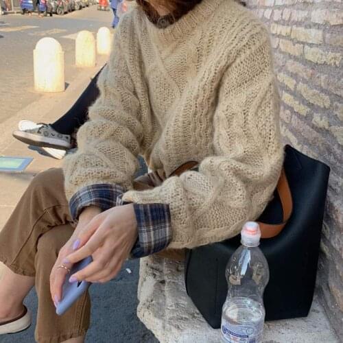 2021 New Women Autumn Winter Vintage Mohair Sweater Round Collar Full Sleeve Twist Knitted Jacket Thick Pullover Jumpers