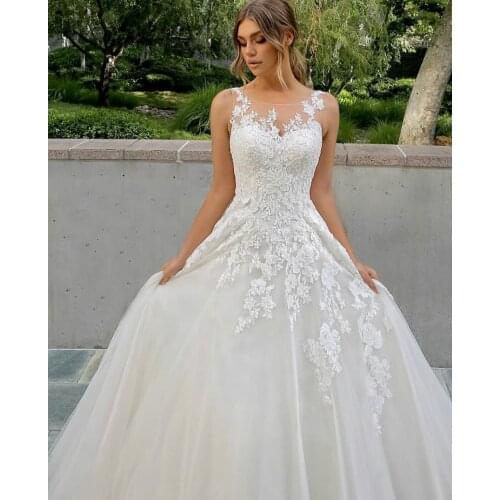 Wedding Dress A-Line O-Neck Tank Lace Appliques Sequined Illusion Button Tulle Floor Length Sweep Train Elegant Bride Gown 2021