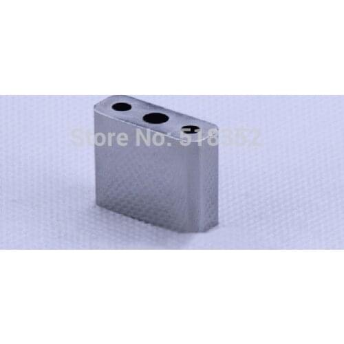 Z248W0200400 Makino N007 Power Feed Contact 22mmx 8.2mmx 16mm for U32/U53/U32K/U53K WEDM-LS/ MS Wire Cutting Machine Parts