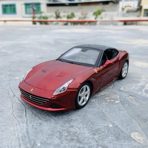 Bburago 1:24 Ferrari California convertible authorized simulation alloy car model crafts decoration collection toy gift