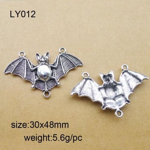25pcs/lot Antique Silver Plated Alloy Bat Charms Pendant Fit For Jewelry Findings