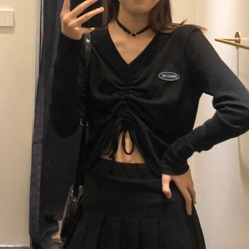 Super fire high-waisted long-sleeved t-shirt female spring and summer Korean design sensual V-neck short navel pumping