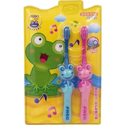 2pcs Oral care soft-bristle children toothbrush over the age of three children 322(color random )