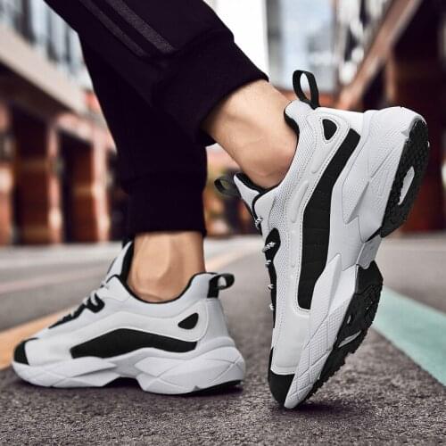 Black mens sport for informales Casual sapato Fashion slip spring shoe knitting men 2020 Mens Sneaker comfort mesh summer man s